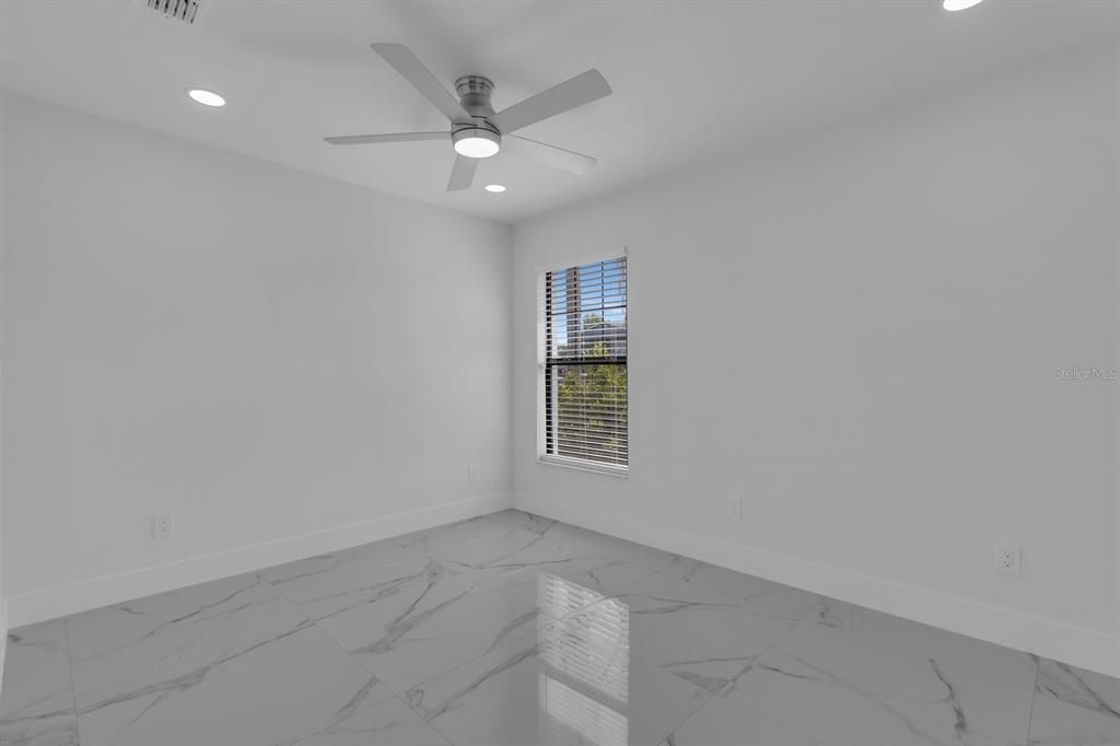 En Venta: $380,000 (2 camas, 2 baños, 1445 Pies cuadrados)