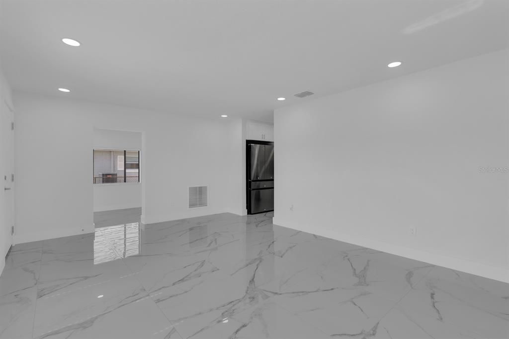 En Venta: $380,000 (2 camas, 2 baños, 1445 Pies cuadrados)