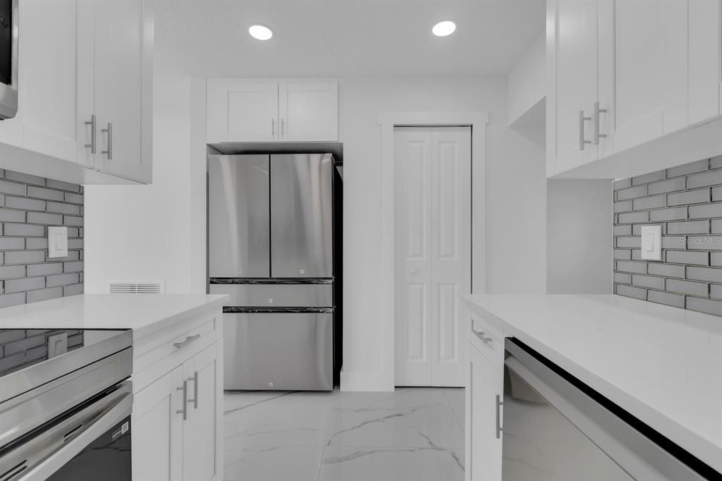 En Venta: $380,000 (2 camas, 2 baños, 1445 Pies cuadrados)