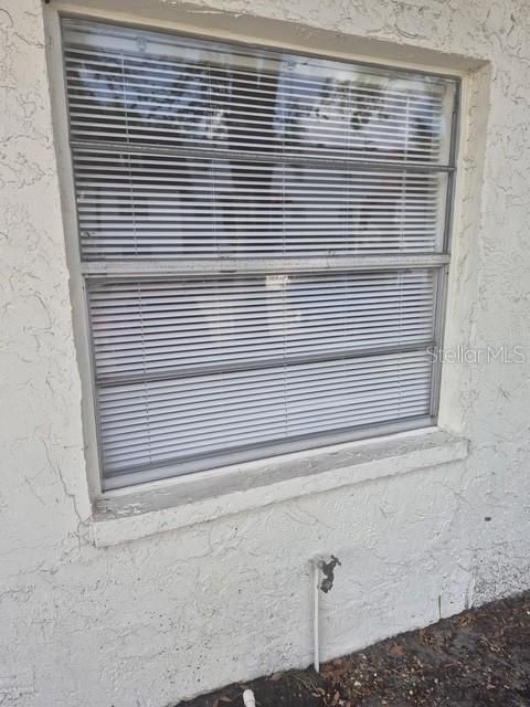 For Rent: $1,250 (2 beds, 1 baths, 960 Square Feet)