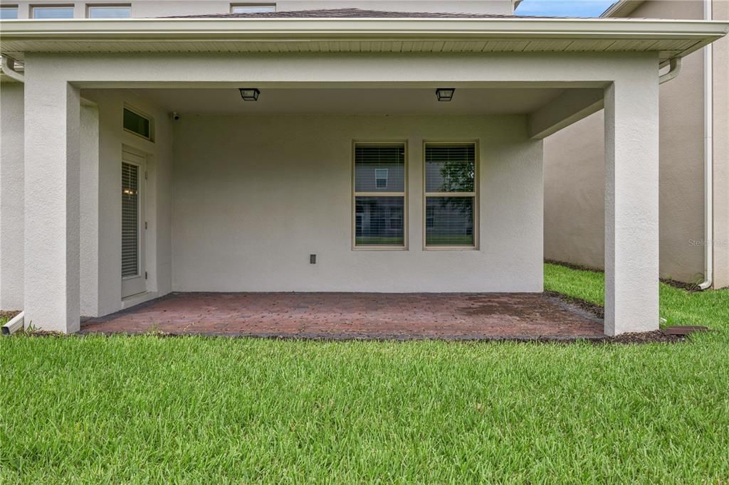 En Venta: $715,000 (4 camas, 3 baños, 2931 Pies cuadrados)