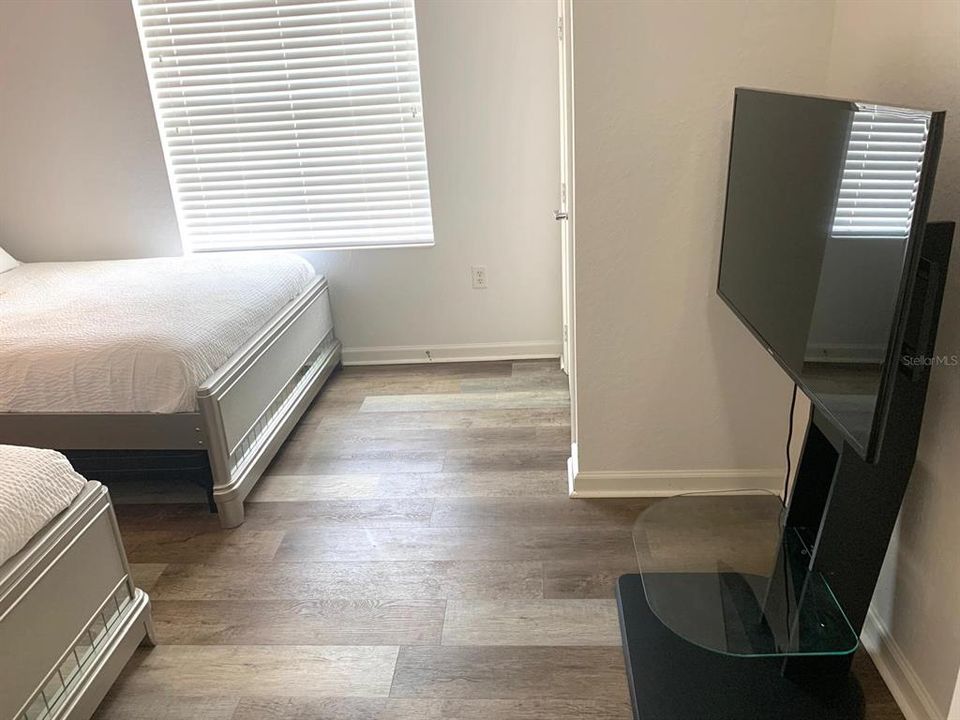 For Rent: $3,500 (2 beds, 2 baths, 2097 Square Feet)