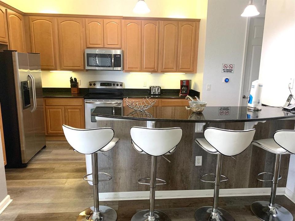 For Rent: $3,500 (2 beds, 2 baths, 2097 Square Feet)