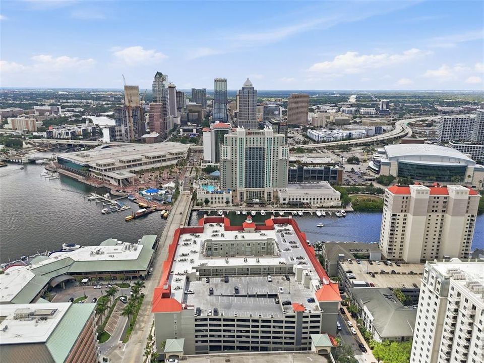 For Rent: $4,000 (2 beds, 2 baths, 1168 Square Feet)