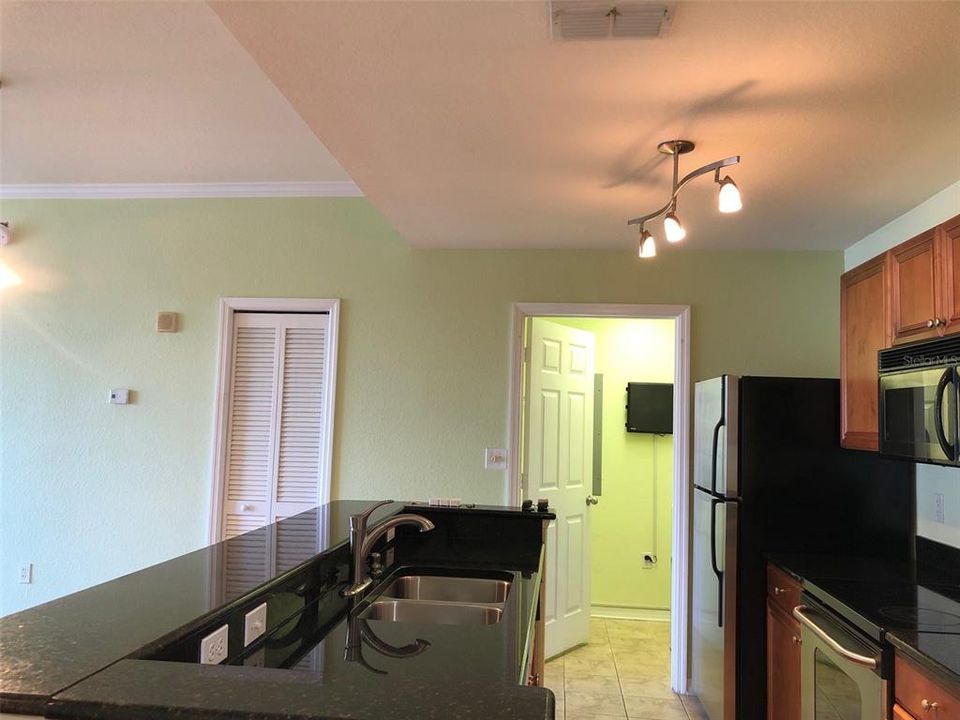 For Rent: $4,000 (2 beds, 2 baths, 1168 Square Feet)