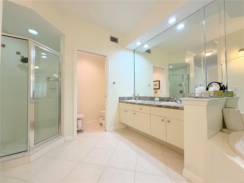 В аренду: $2,395 (2 спален, 2 ванн, 1750 Квадратных фут)