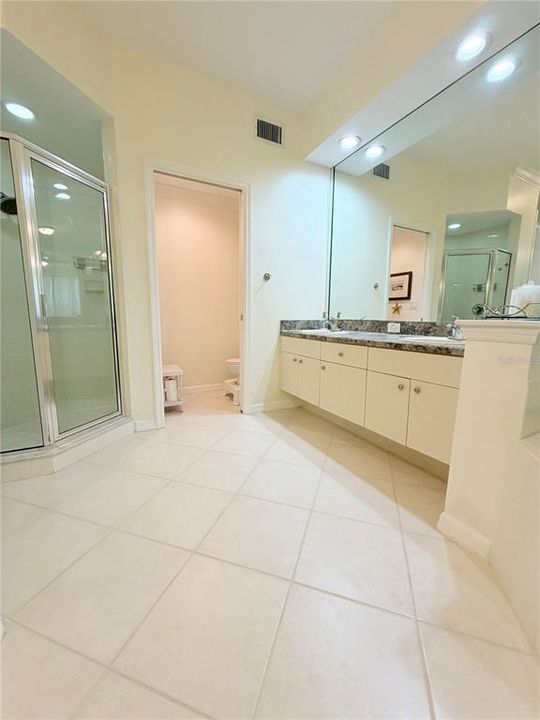В аренду: $2,395 (2 спален, 2 ванн, 1750 Квадратных фут)