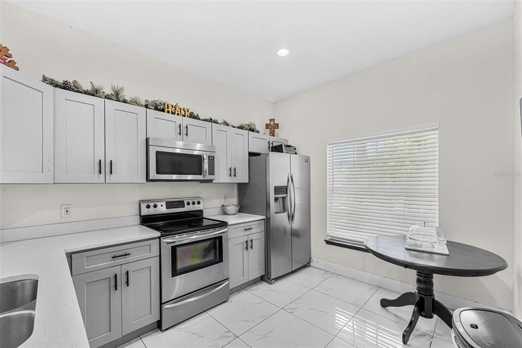 For Sale: $375,000 (4 beds, 2 baths, 2081 Square Feet)