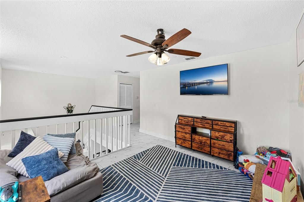 For Sale: $375,000 (4 beds, 2 baths, 2081 Square Feet)