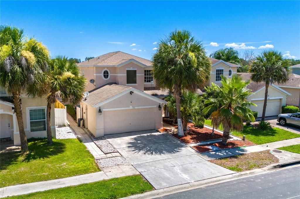 For Sale: $375,000 (4 beds, 2 baths, 2081 Square Feet)