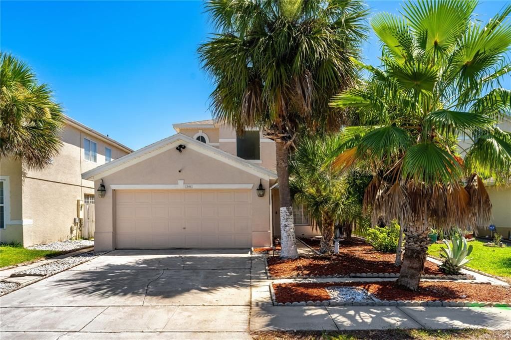 For Sale: $375,000 (4 beds, 2 baths, 2081 Square Feet)