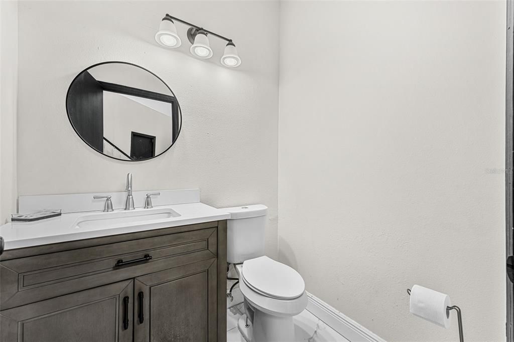 For Sale: $375,000 (4 beds, 2 baths, 2081 Square Feet)
