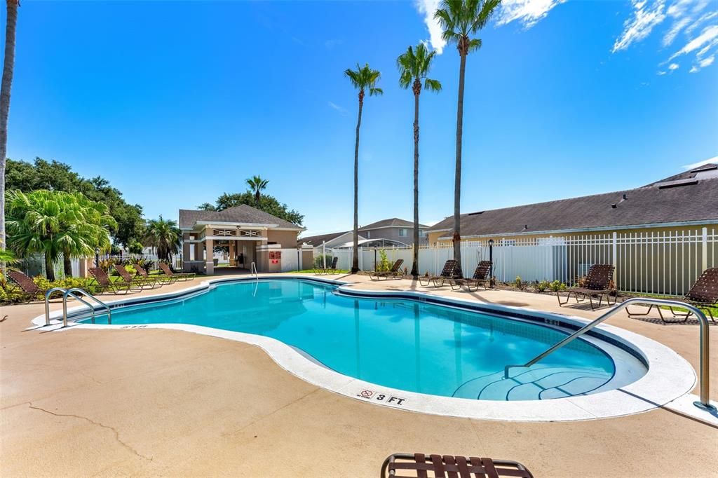 For Sale: $375,000 (4 beds, 2 baths, 2081 Square Feet)