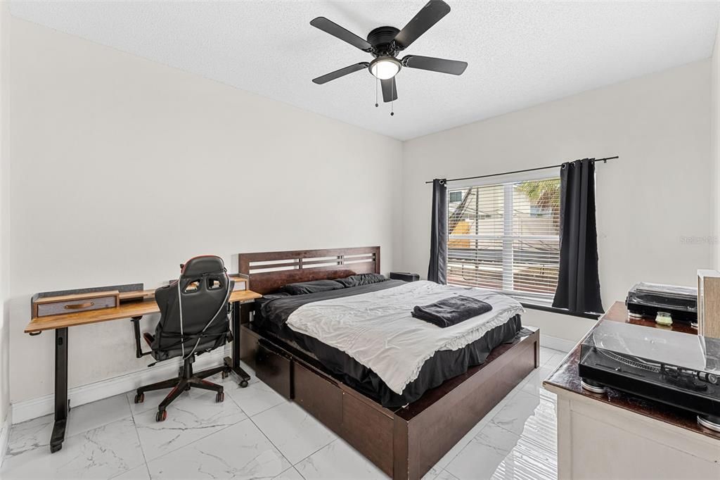 For Sale: $375,000 (4 beds, 2 baths, 2081 Square Feet)