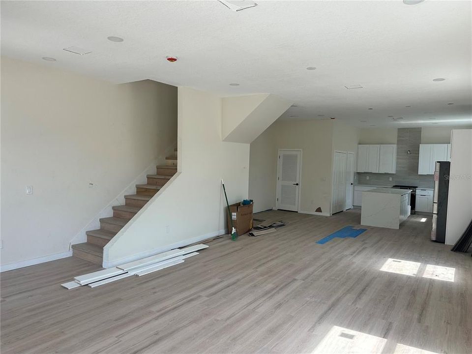 En Venta: $864,350 (3 camas, 3 baños, 2872 Pies cuadrados)