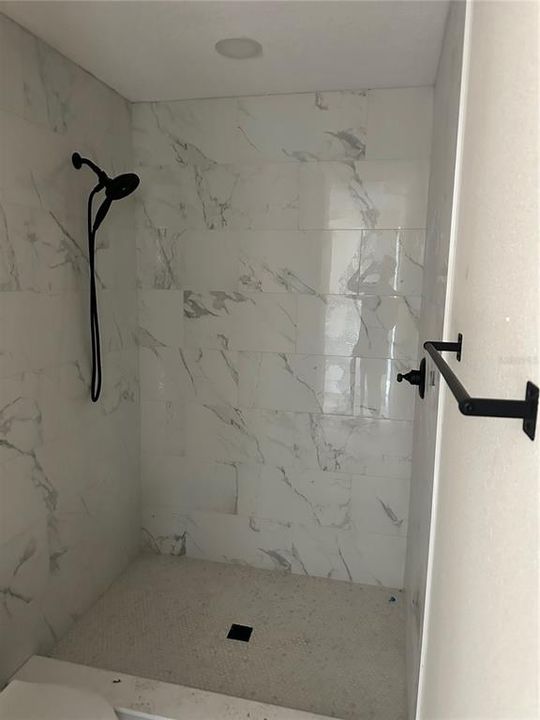 En Venta: $864,350 (3 camas, 3 baños, 2872 Pies cuadrados)
