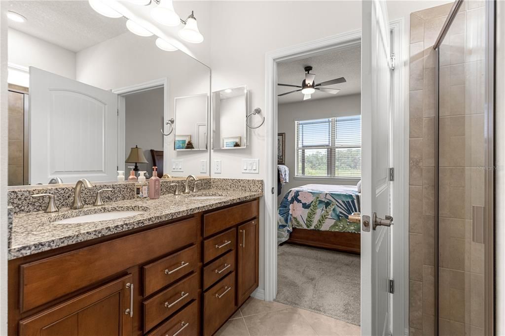 For Sale: $309,900 (2 beds, 2 baths, 1475 Square Feet)