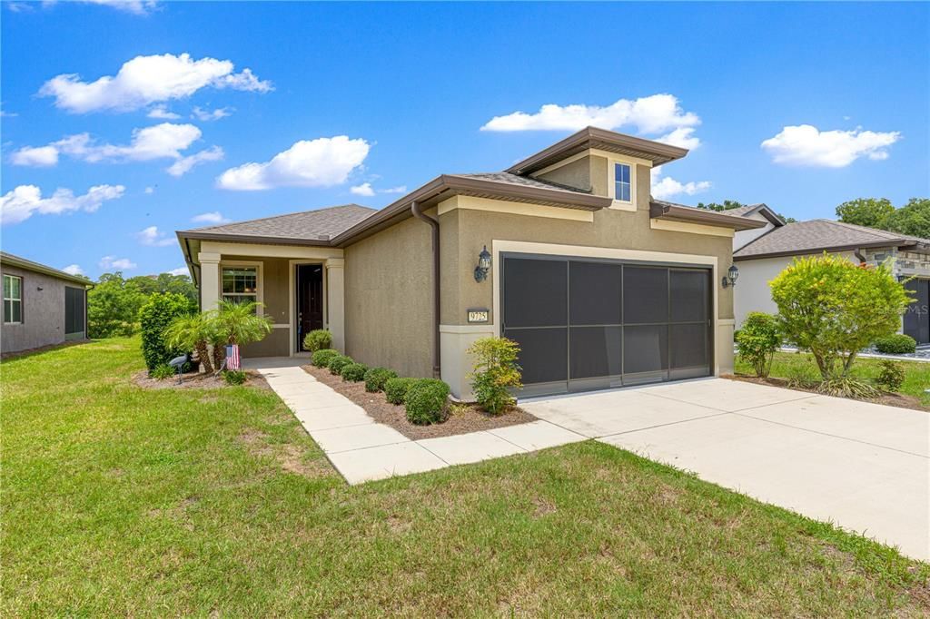 For Sale: $309,900 (2 beds, 2 baths, 1475 Square Feet)