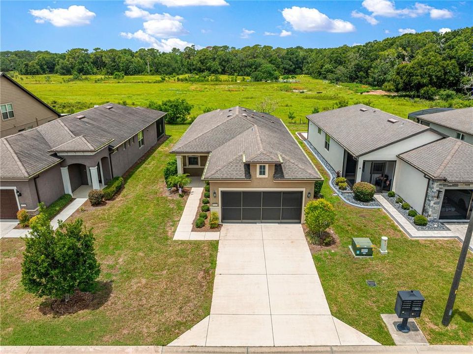 For Sale: $309,900 (2 beds, 2 baths, 1475 Square Feet)