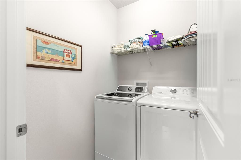 For Sale: $309,900 (2 beds, 2 baths, 1475 Square Feet)