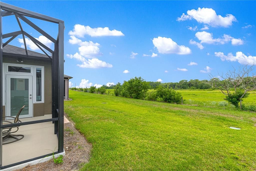 For Sale: $309,900 (2 beds, 2 baths, 1475 Square Feet)