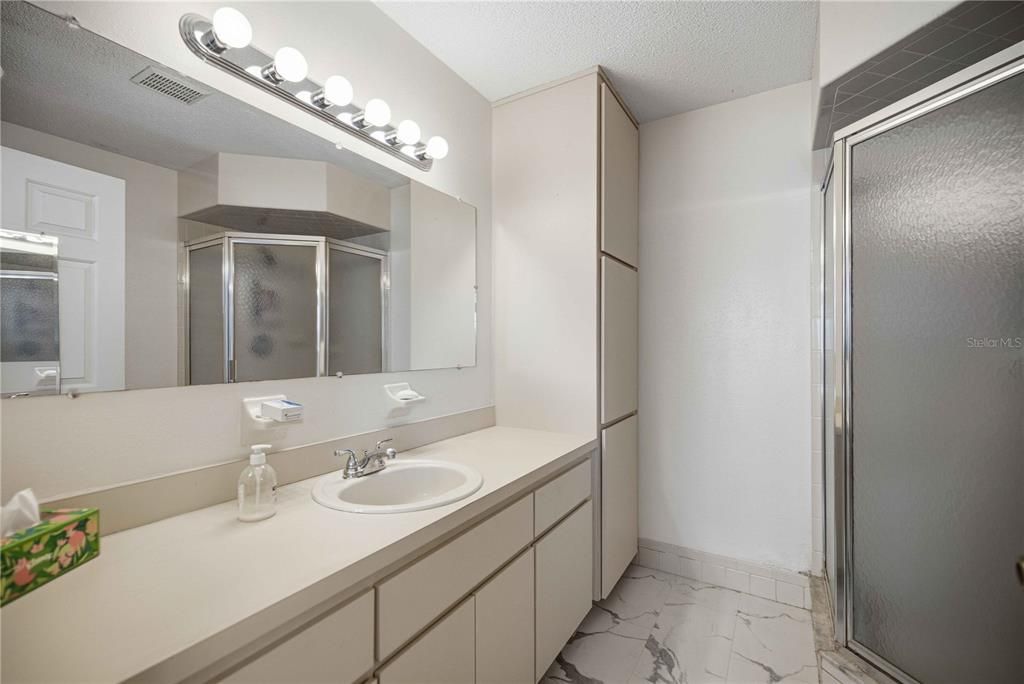 En Venta: $239,900 (2 camas, 2 baños, 1248 Pies cuadrados)