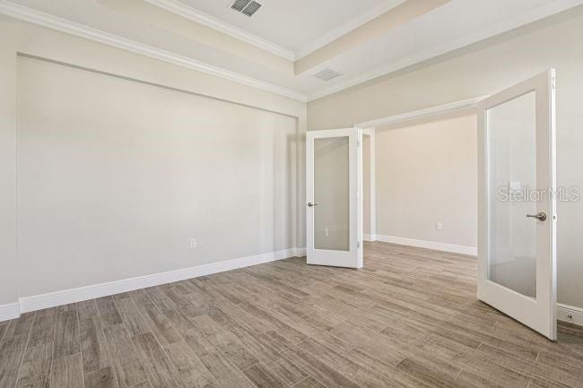 En Venta: $521,900 (4 camas, 3 baños, 2471 Pies cuadrados)