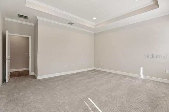 En Venta: $521,900 (4 camas, 3 baños, 2471 Pies cuadrados)