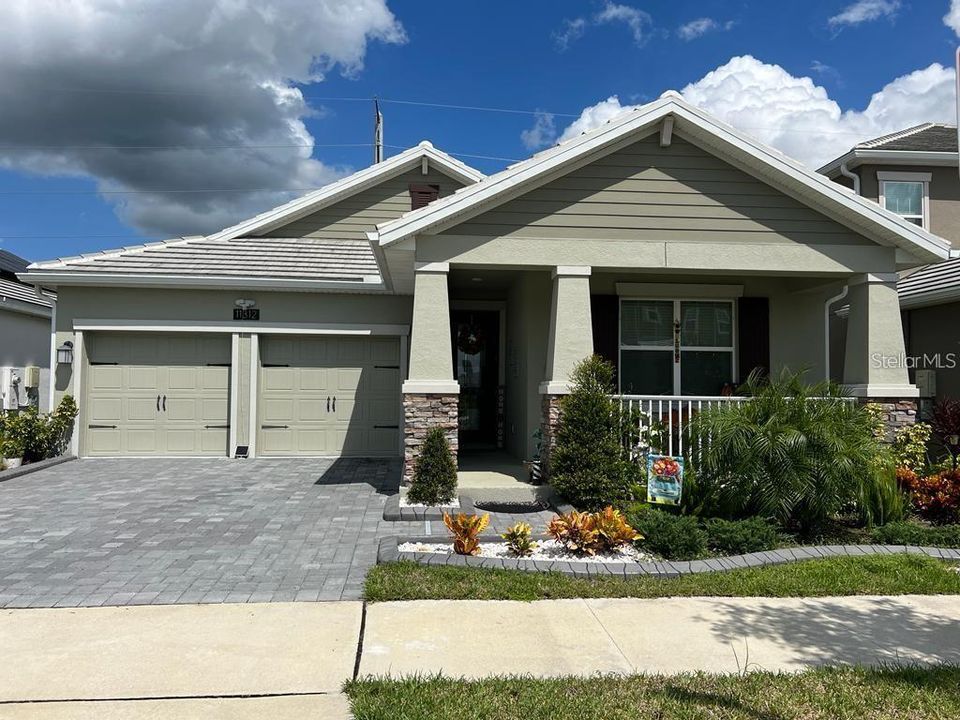 Recently Sold: $558,000 (4 beds, 3 baths, 2136 Square Feet)