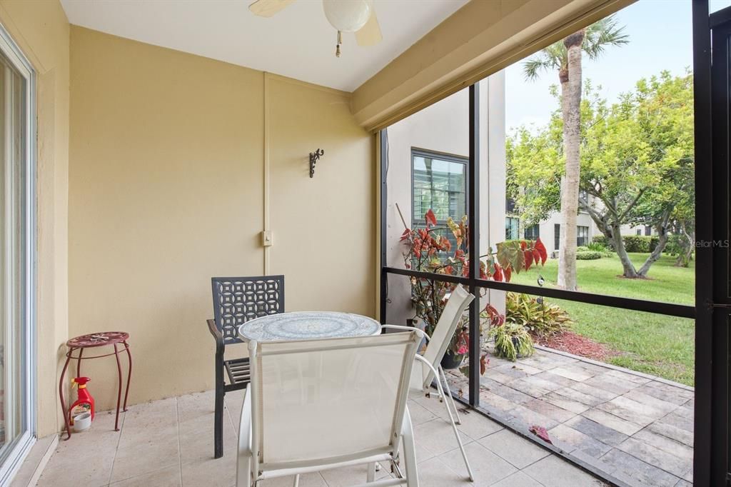 For Rent: $2,100 (2 beds, 2 baths, 1210 Square Feet)