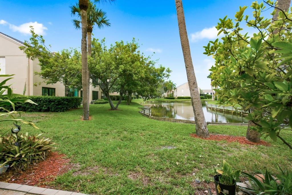 For Rent: $2,100 (2 beds, 2 baths, 1210 Square Feet)