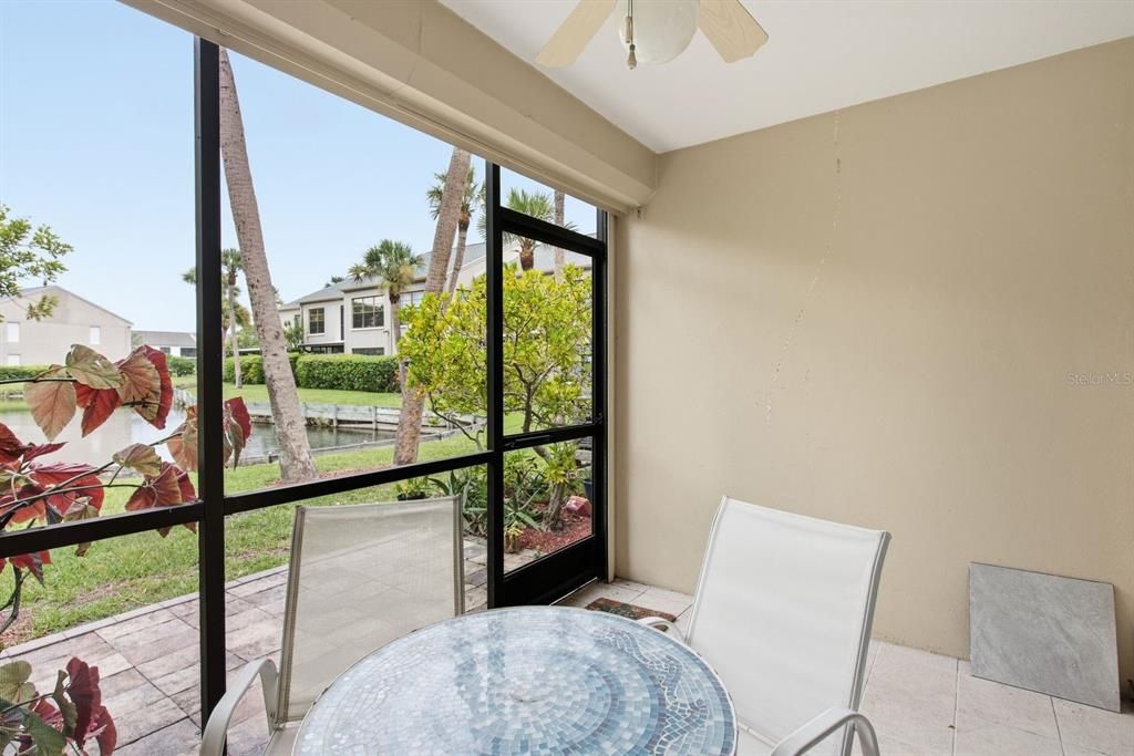 For Rent: $2,100 (2 beds, 2 baths, 1210 Square Feet)