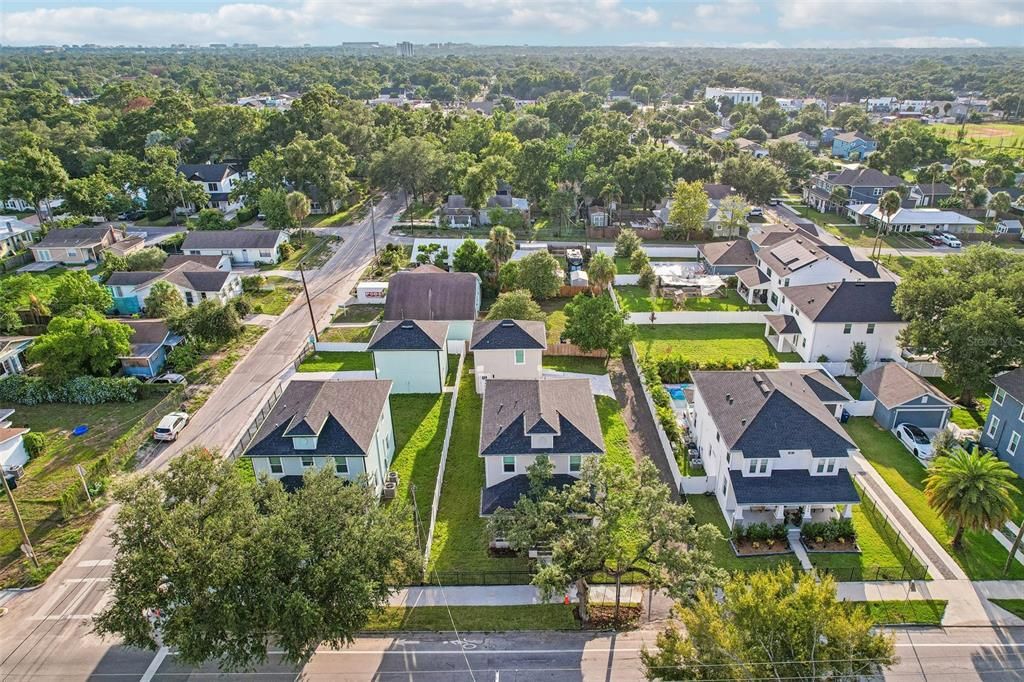 En Venta: $900,000 (5 camas, 4 baños, 2400 Pies cuadrados)