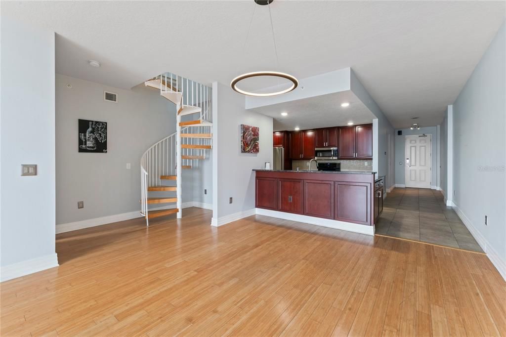 For Rent: $6,000 (4 beds, 3 baths, 2501 Square Feet)
