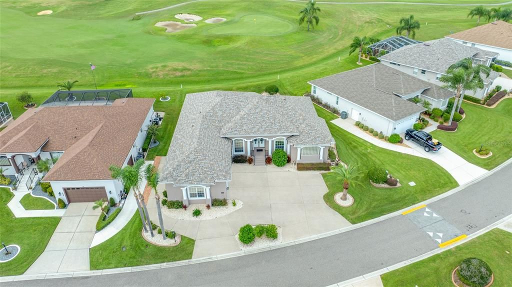 For Sale: $600,000 (4 beds, 3 baths, 3065 Square Feet)