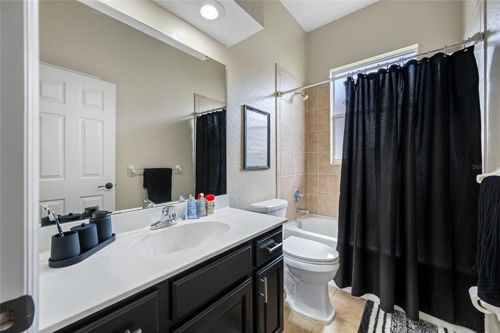 For Sale: $600,000 (4 beds, 3 baths, 3065 Square Feet)