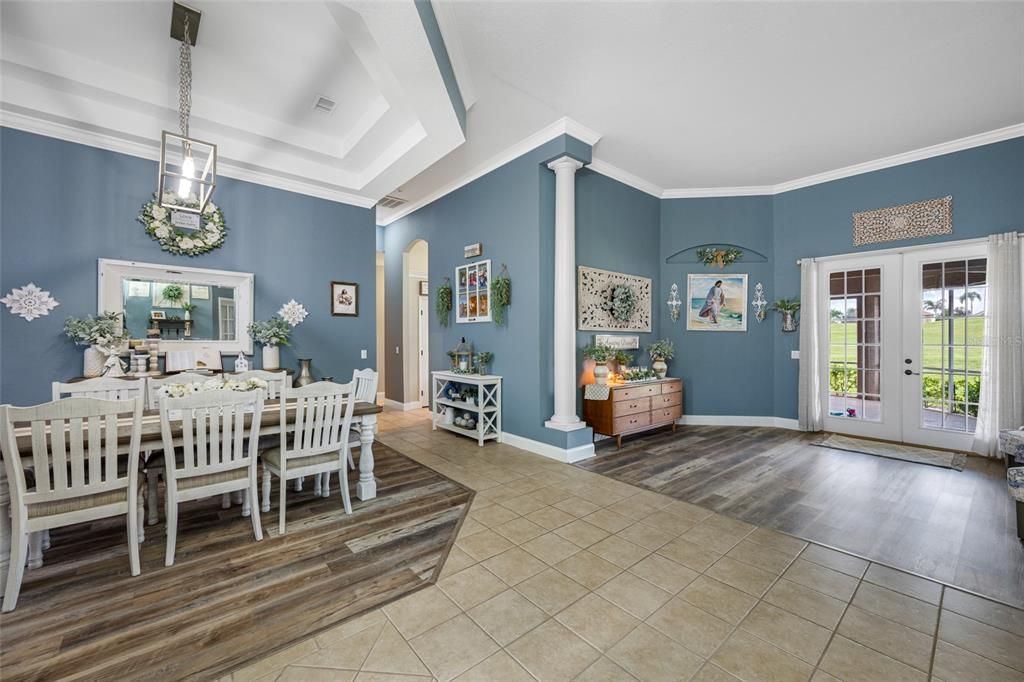 For Sale: $600,000 (4 beds, 3 baths, 3065 Square Feet)