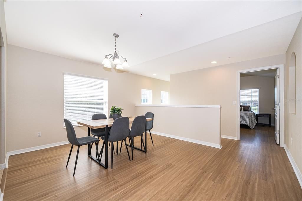 En Venta: $229,000 (2 camas, 2 baños, 1826 Pies cuadrados)