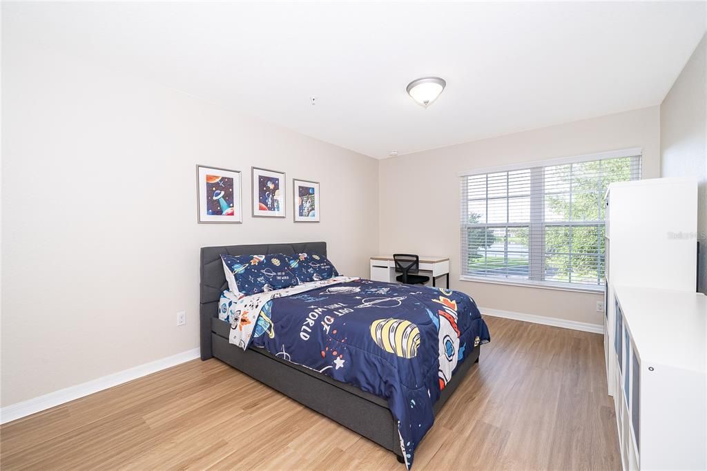En Venta: $229,000 (2 camas, 2 baños, 1826 Pies cuadrados)