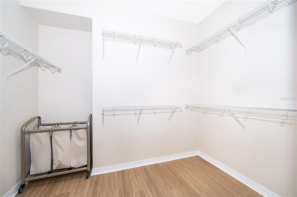 En Venta: $229,000 (2 camas, 2 baños, 1826 Pies cuadrados)