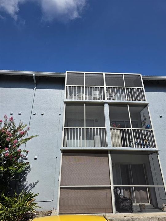 For Rent: $1,100 (1 beds, 1 baths, 496 Square Feet)