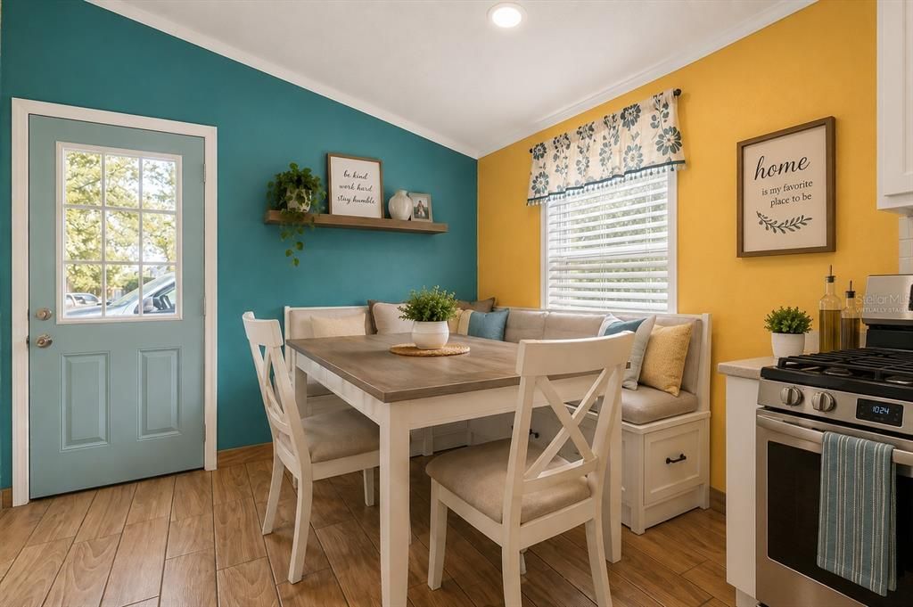 For Sale: $220,000 (3 beds, 1 baths, 748 Square Feet)