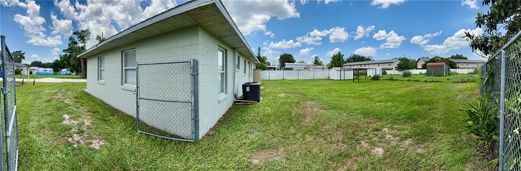 For Sale: $220,000 (3 beds, 1 baths, 1302 Square Feet)