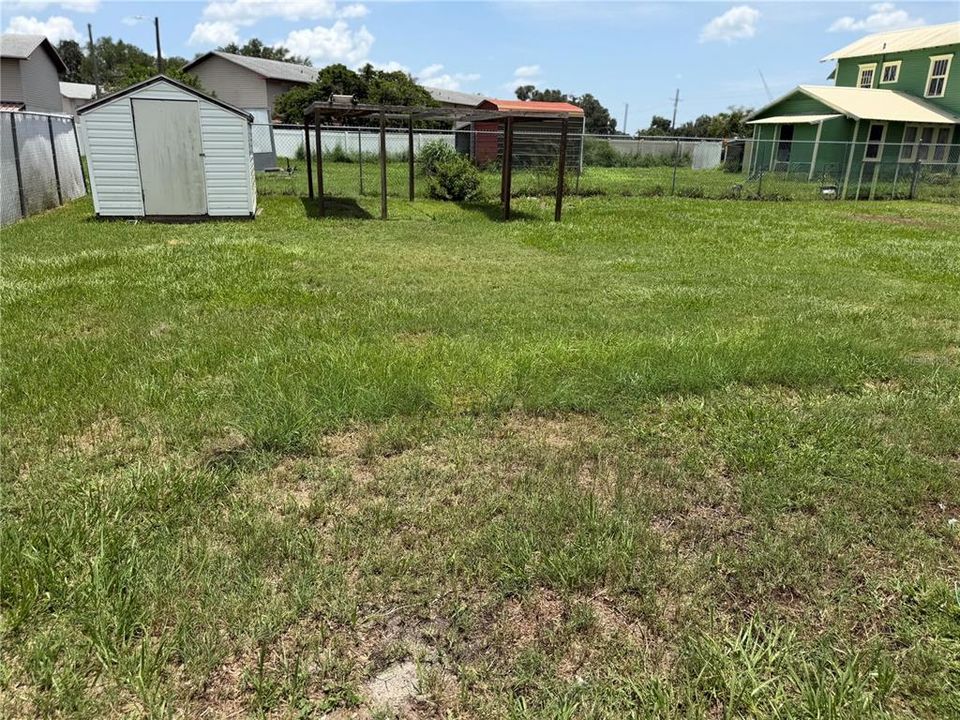 For Sale: $220,000 (3 beds, 1 baths, 1302 Square Feet)