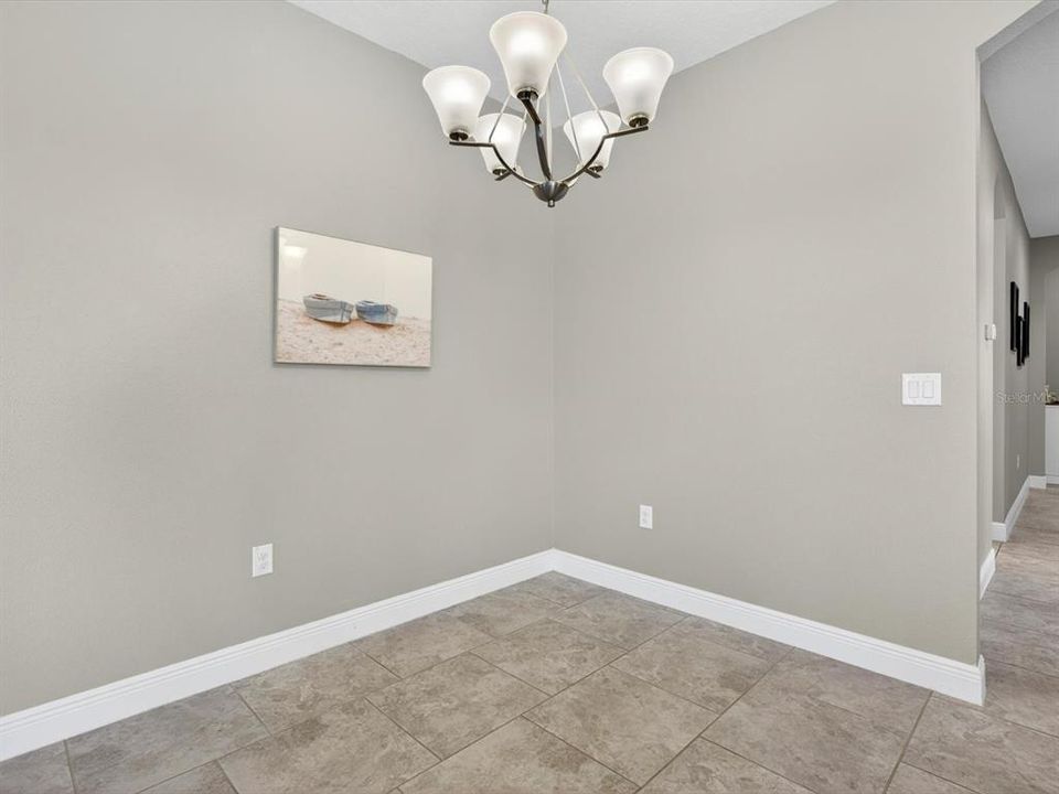 En Venta: $419,500 (3 camas, 2 baños, 2022 Pies cuadrados)