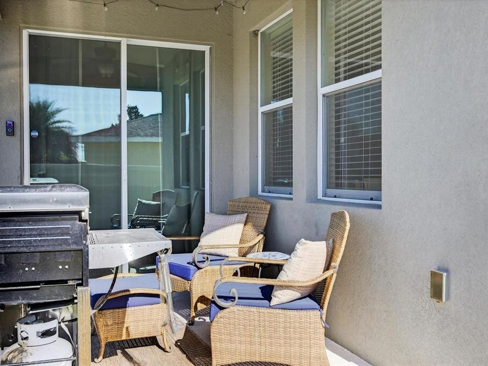 En Venta: $419,500 (3 camas, 2 baños, 2022 Pies cuadrados)