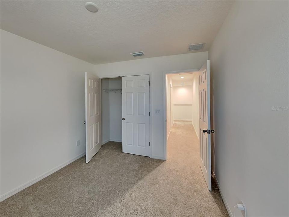 For Rent: $2,385 (4 beds, 2 baths, 2032 Square Feet)