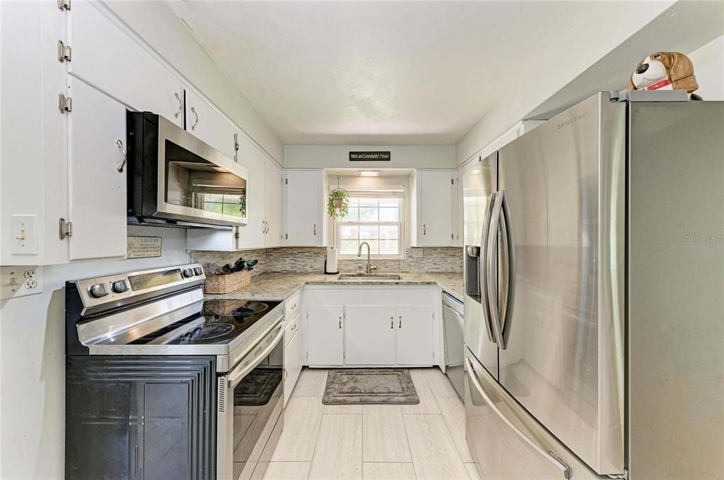 En Venta: $550,000 (3 camas, 2 baños, 1548 Pies cuadrados)
