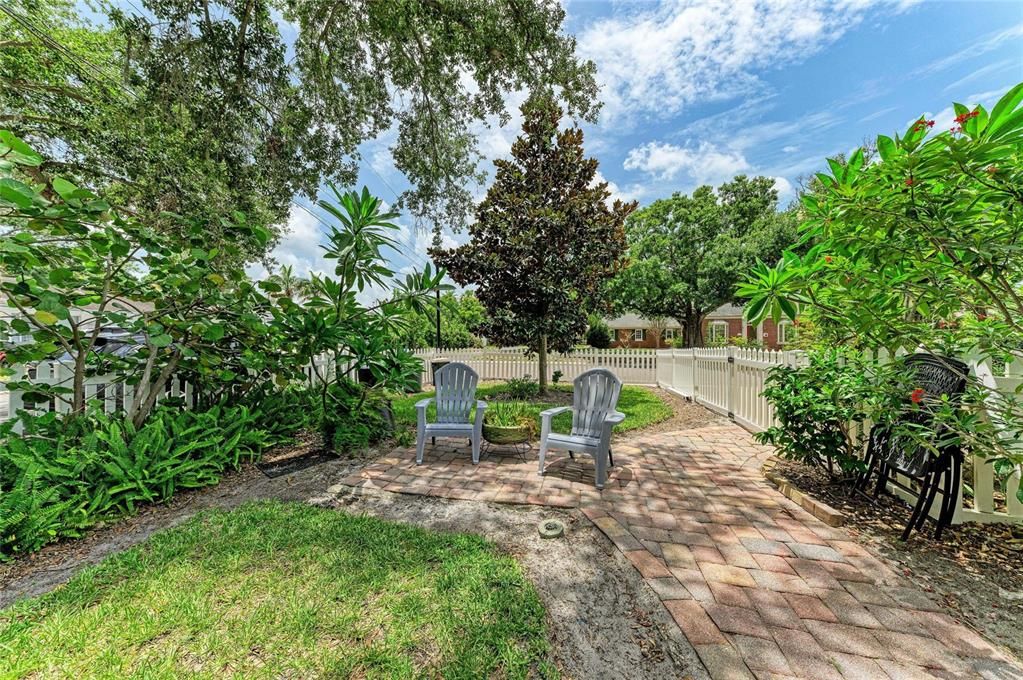 En Venta: $550,000 (3 camas, 2 baños, 1548 Pies cuadrados)