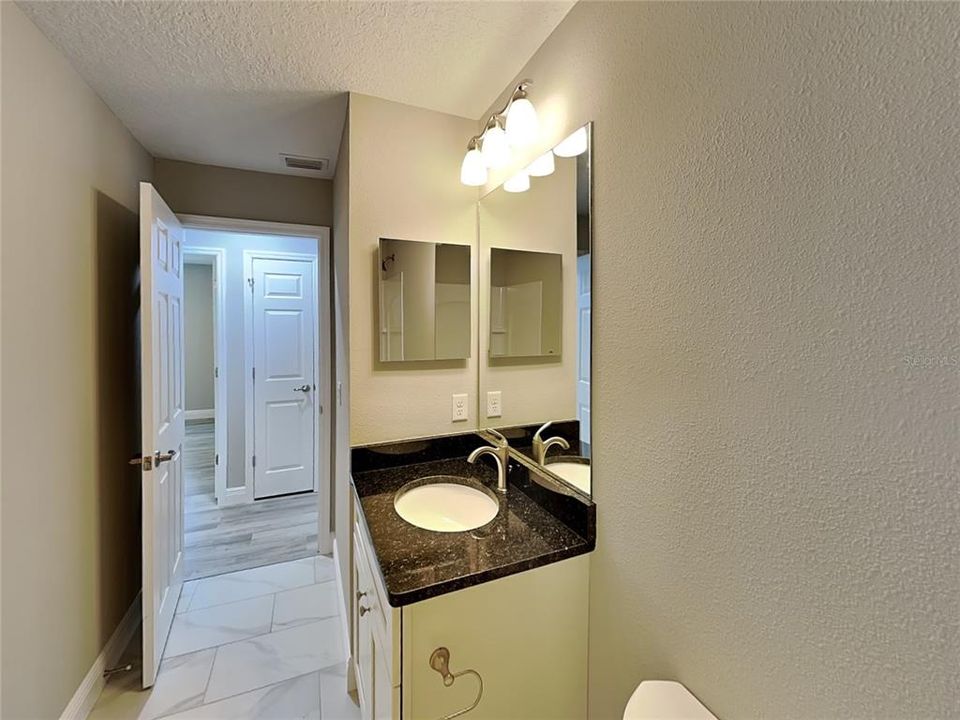 В аренду: $1,725 (3 спален, 2 ванн, 1438 Квадратных фут)